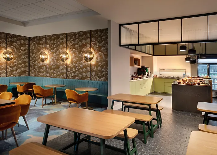 Staybridge Suites London Heathrow - Bath Road, An Ihg Aparthotel