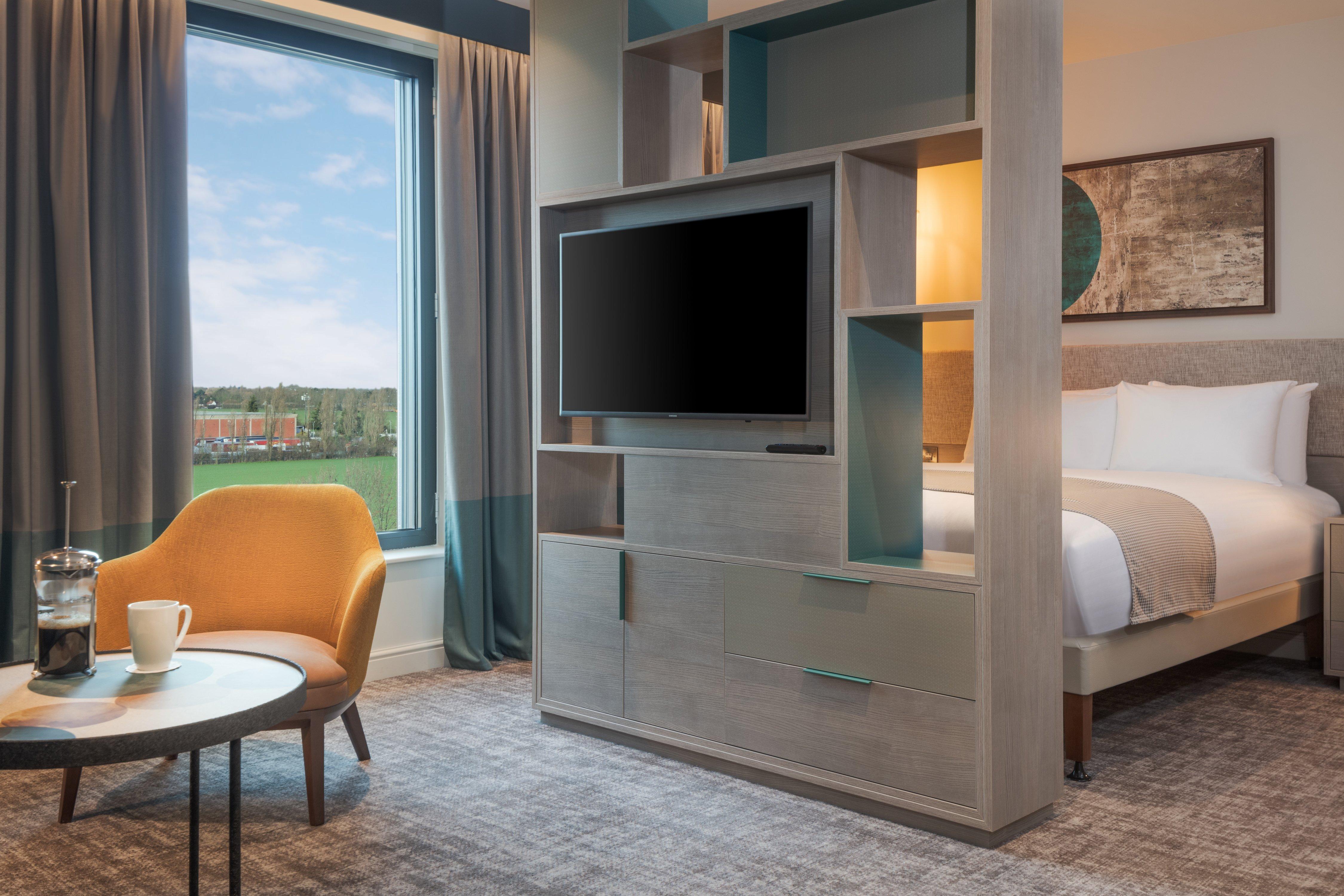 Staybridge London Heathrow - Bath Road, An Ihg Hotel 4*