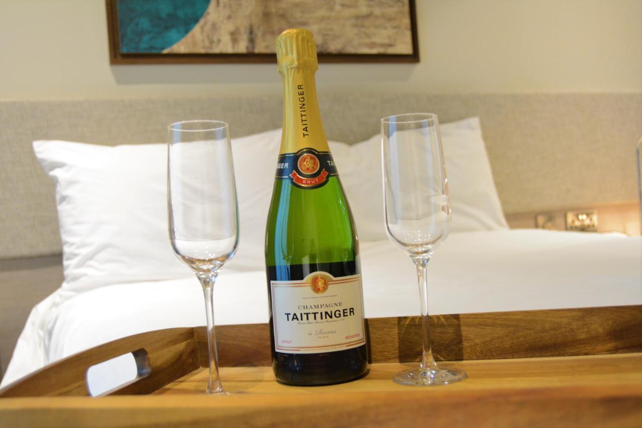 Staybridge London Heathrow - Bath Road, An Ihg 4* Hillingdon