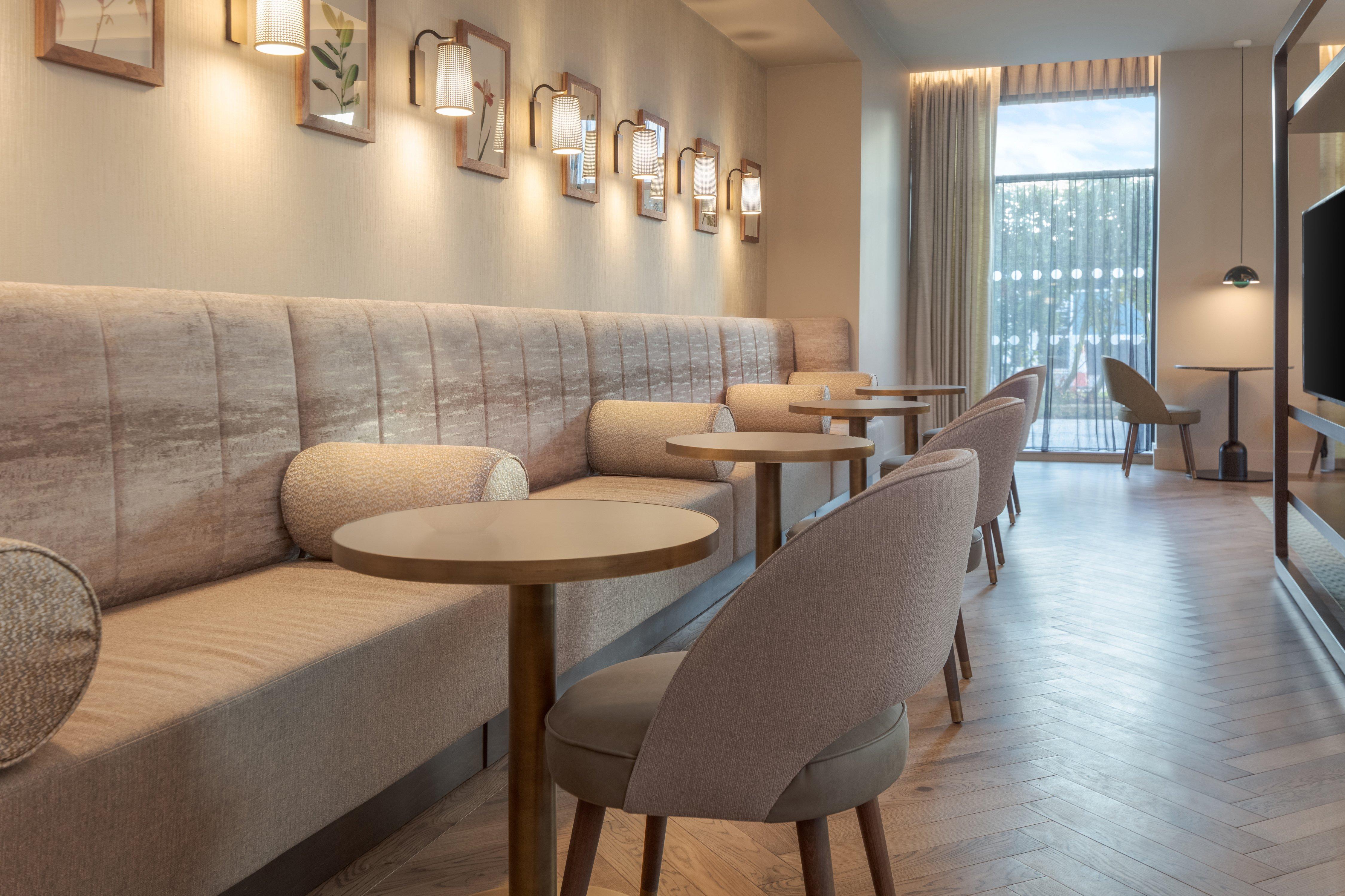 Staybridge London Heathrow - Bath Road, An Ihg Hotel
